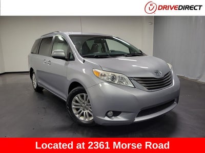 2014 Toyota Sienna XLE 8 Passenger