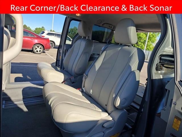 2014 Toyota Sienna XLE 8 Passenger