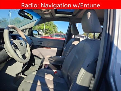 2014 Toyota Sienna XLE 8 Passenger