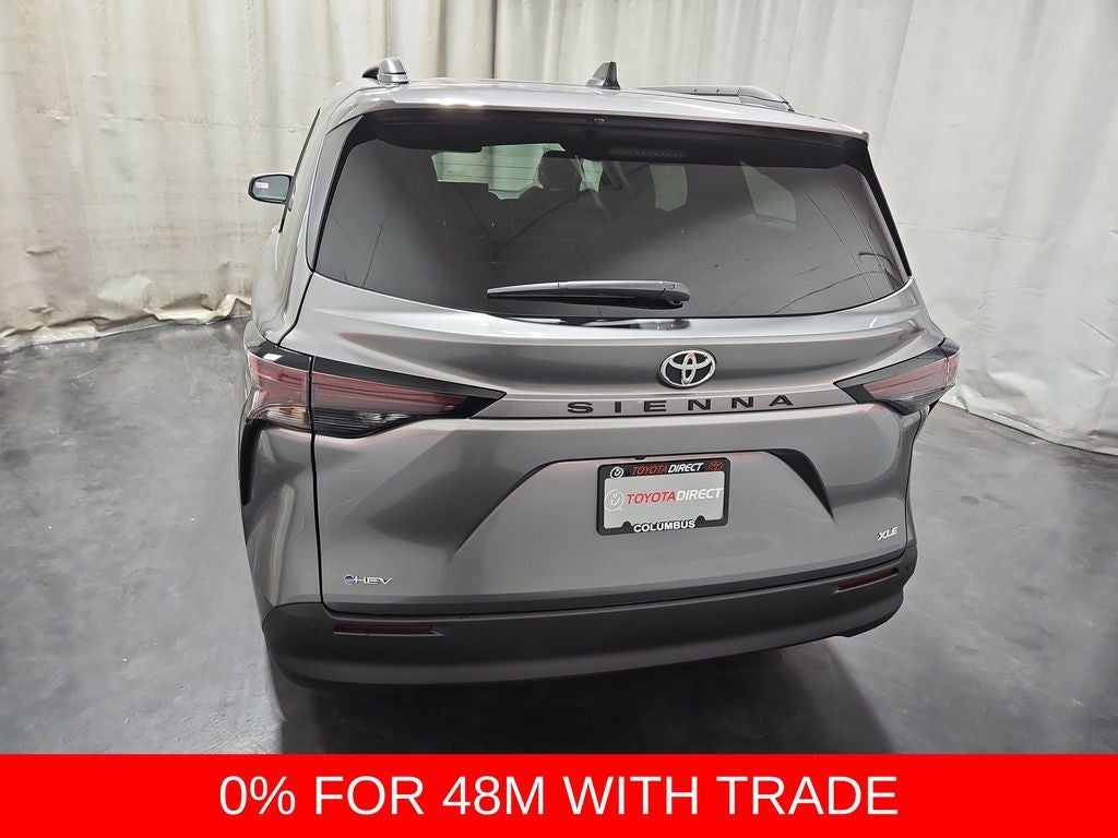 2026 Toyota Sienna XLE 8 Passenger