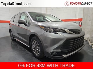 2026 Toyota Sienna XLE 8 Passenger