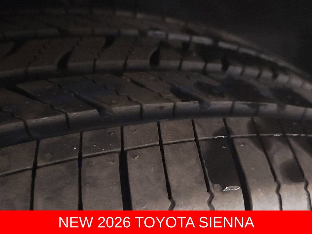 2026 Toyota Sienna XLE 8 Passenger