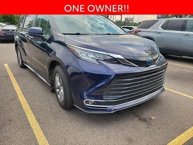 2022 Toyota Sienna XLE 7 Passenger