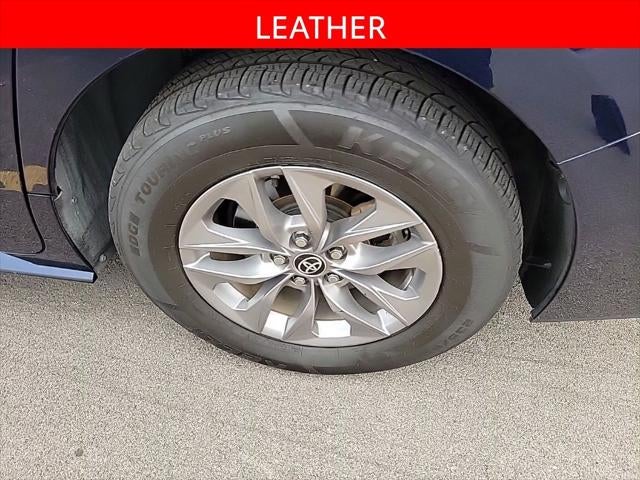 2022 Toyota Sienna XLE 7 Passenger
