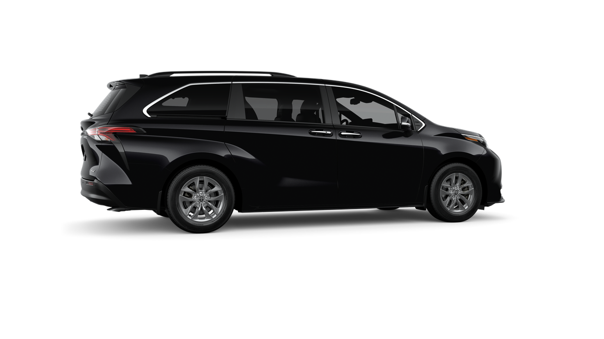 2026 Toyota Sienna XLE 8 Passenger