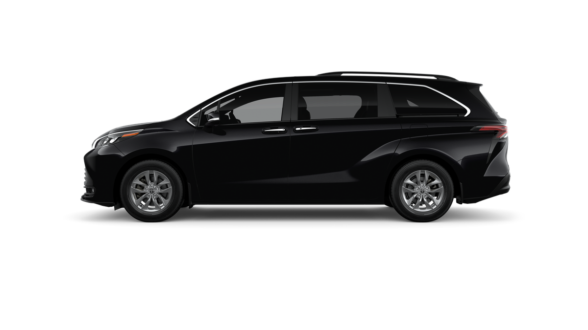2026 Toyota Sienna XLE 8 Passenger
