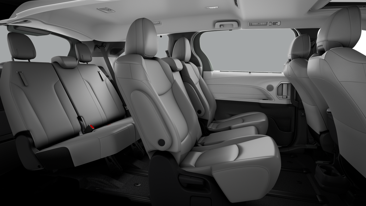 2026 Toyota Sienna XLE 8 Passenger
