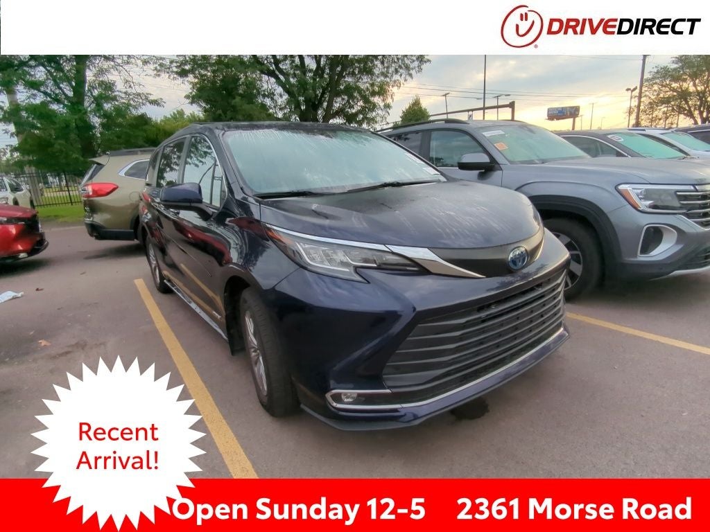 2021 Toyota Sienna XLE 8 Passenger