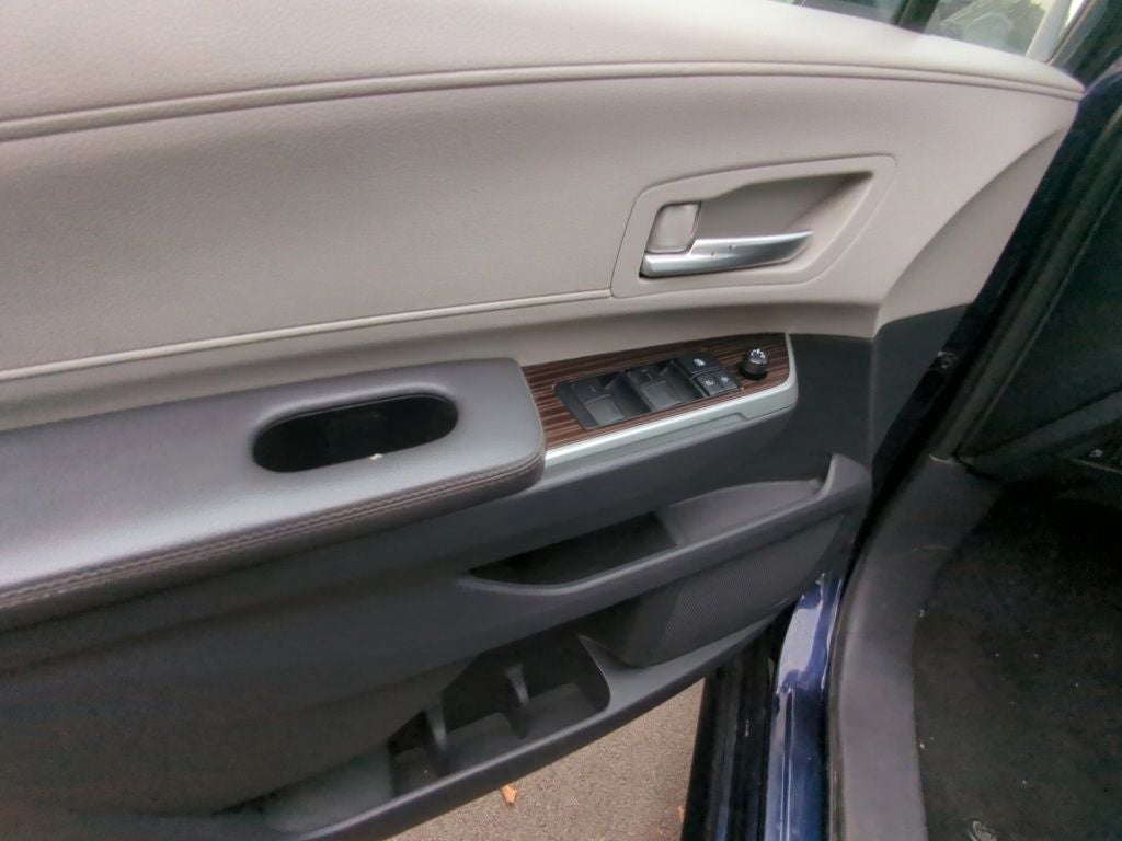 2021 Toyota Sienna XLE 8 Passenger