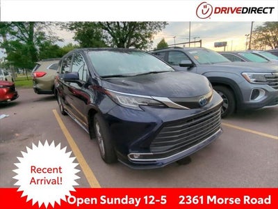 2021 Toyota Sienna XLE 8 Passenger