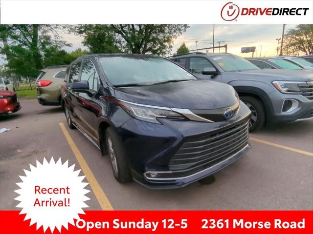 2021 Toyota Sienna XLE 8 Passenger