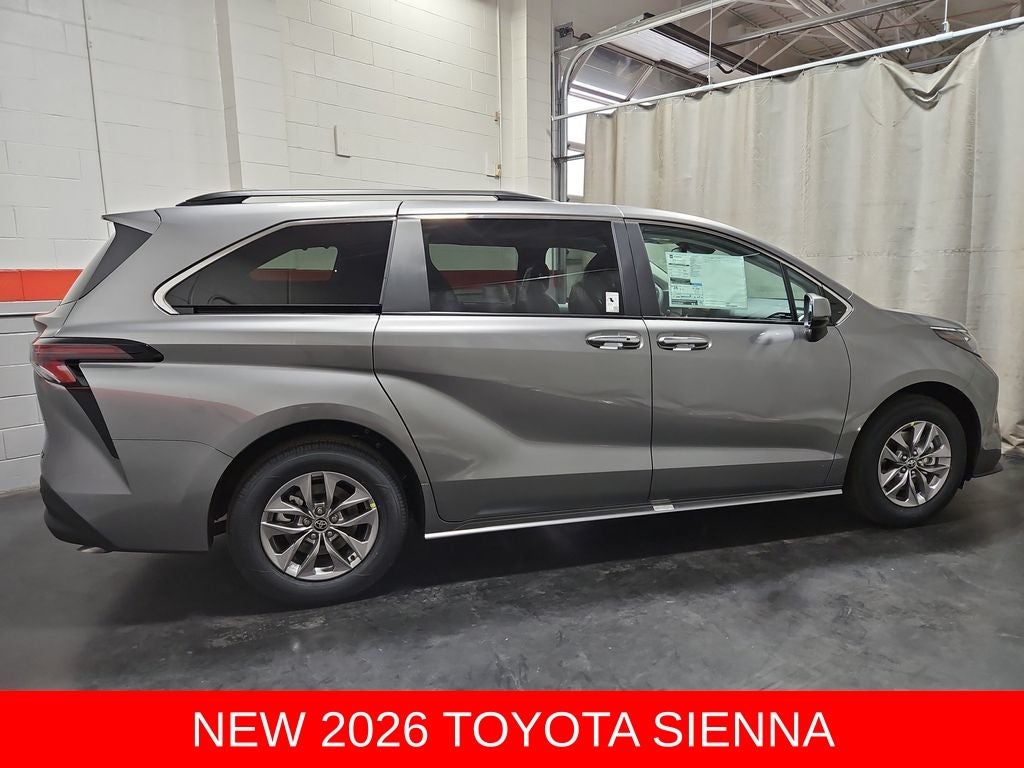 2026 Toyota Sienna XLE 8 Passenger