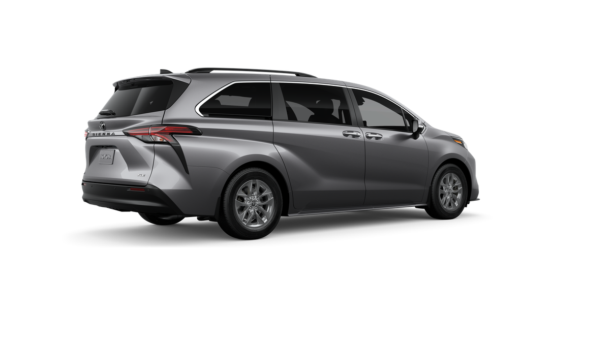 2026 Toyota Sienna XLE 8 Passenger