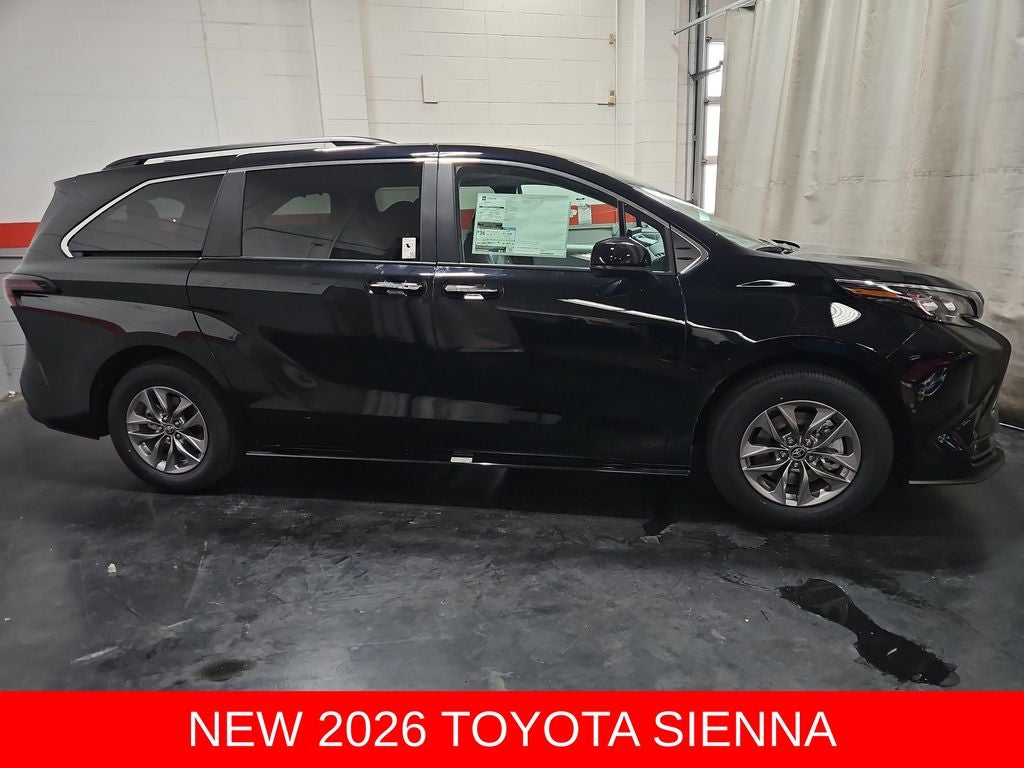 2026 Toyota Sienna XLE 8 Passenger
