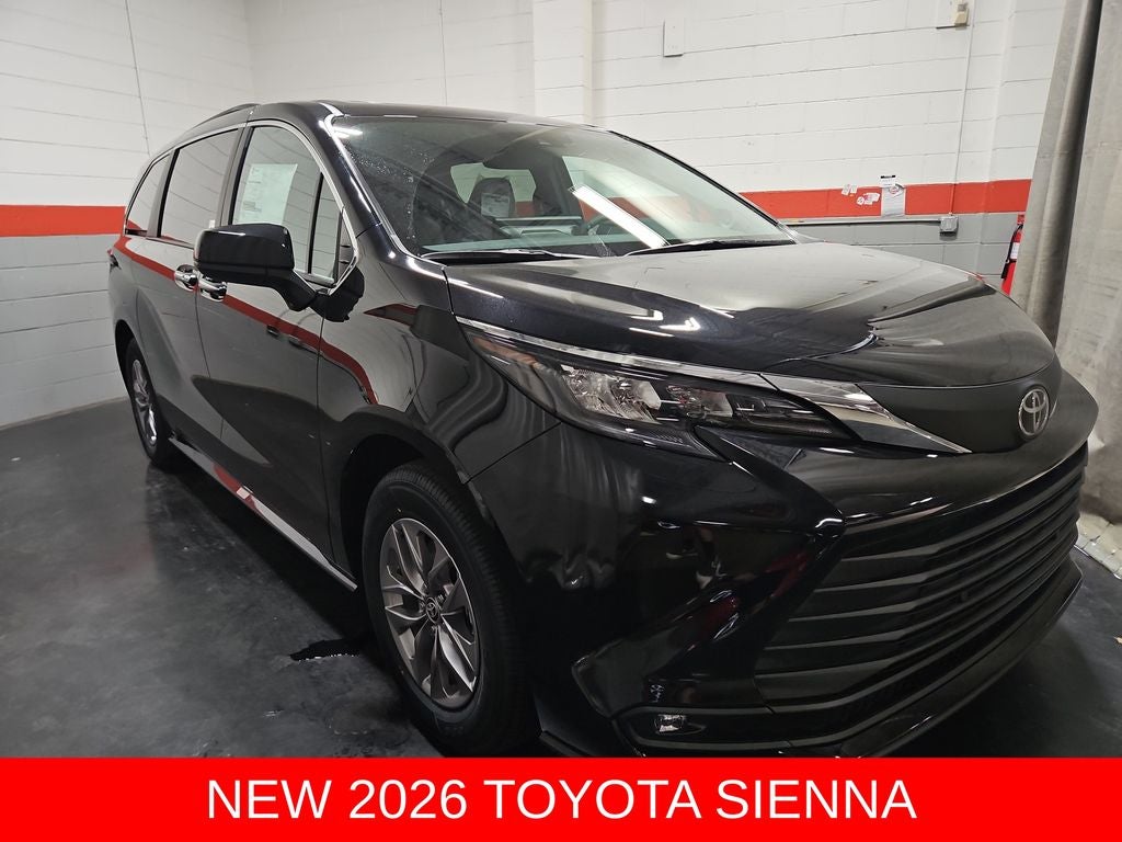 2026 Toyota Sienna XLE 8 Passenger