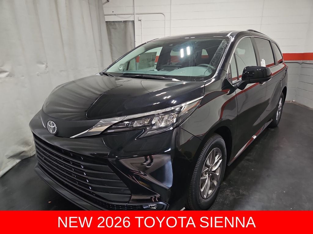 2026 Toyota Sienna XLE 8 Passenger