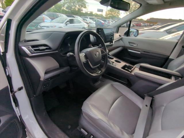 2022 Toyota Sienna XLE 7 Passenger