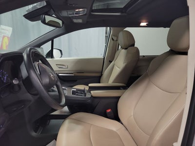 2022 Toyota Sienna XLE 7 Passenger
