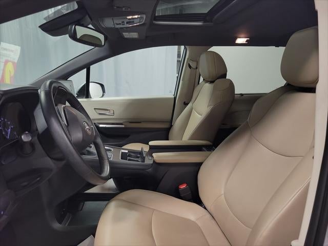 2022 Toyota Sienna XLE 7 Passenger