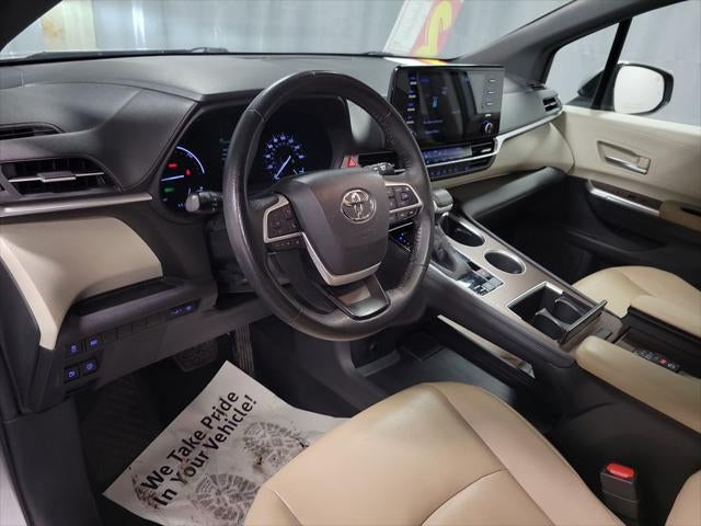 2022 Toyota Sienna XLE 7 Passenger