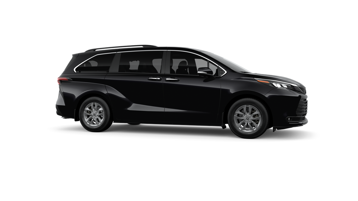 2026 Toyota Sienna XLE 7 Passenger