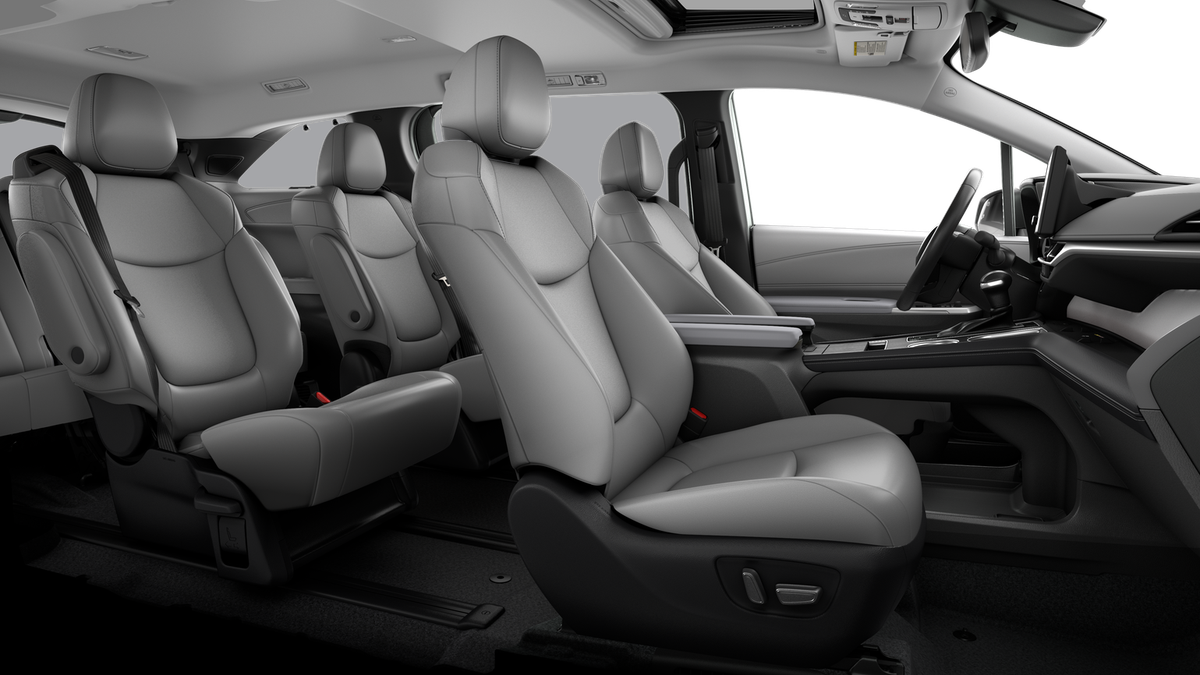 2026 Toyota Sienna XLE 7 Passenger