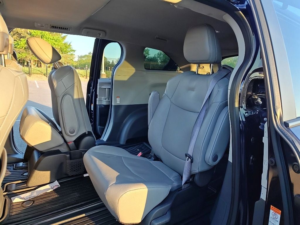 2024 Toyota Sienna XLE 7 Passenger