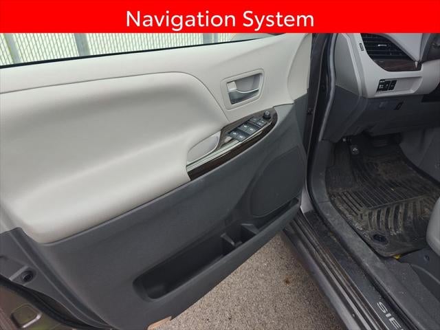 2019 Toyota Sienna XLE 8 Passenger