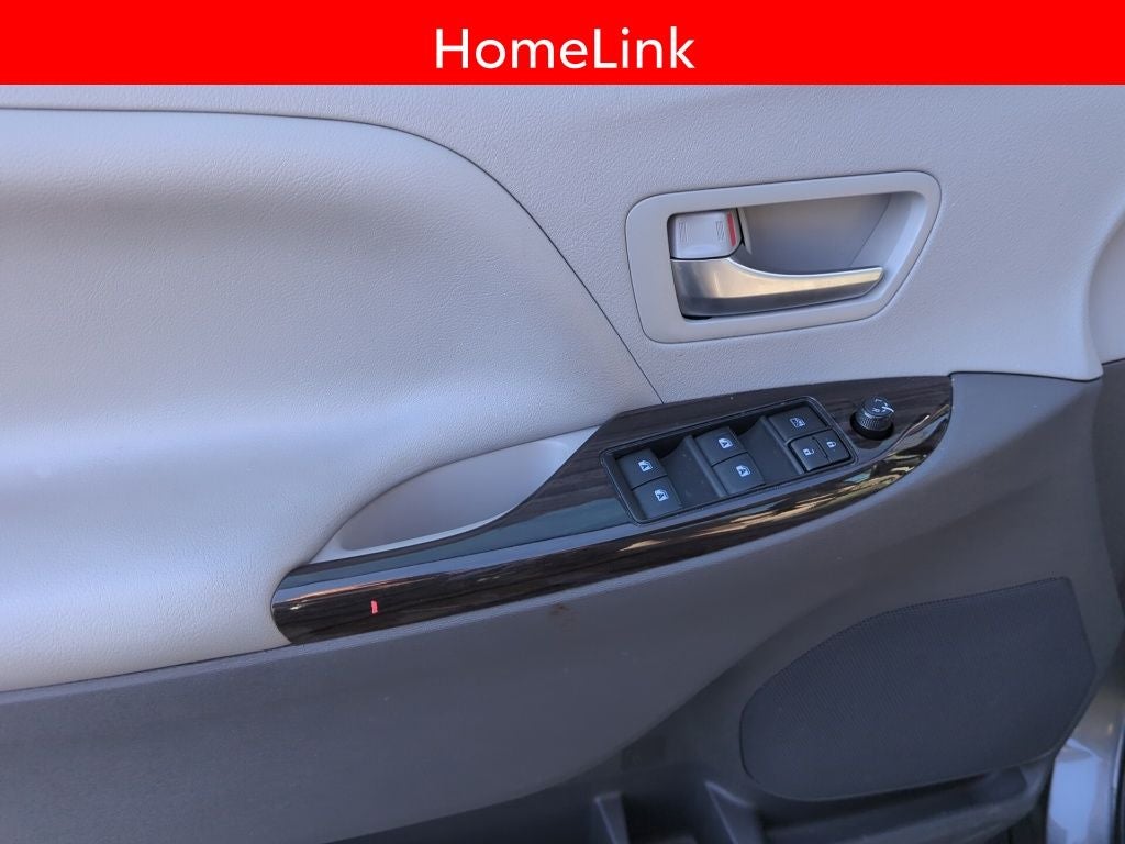 2020 Toyota Sienna XLE Premium 8 Passenger