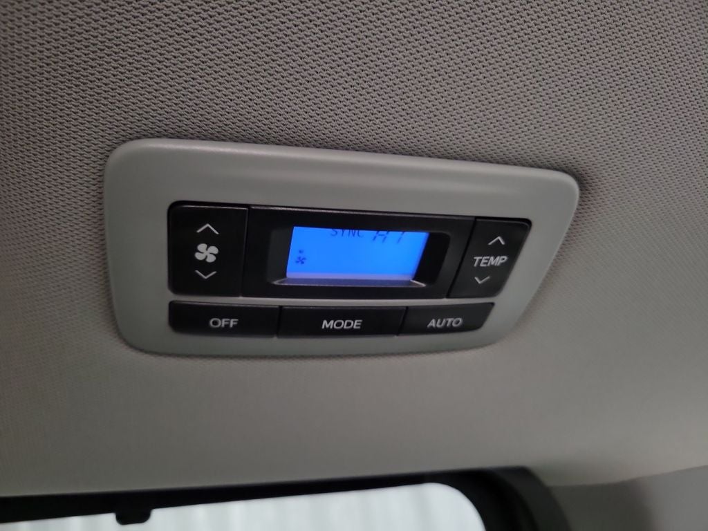 2017 Toyota Sienna XLE 7 Passenger