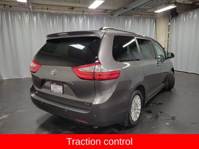 2017 Toyota Sienna XLE 7 Passenger