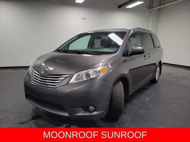 2017 Toyota Sienna XLE 7 Passenger