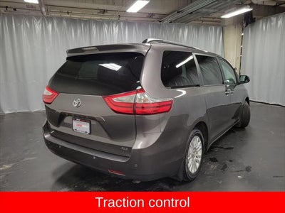 2017 Toyota Sienna XLE 7 Passenger