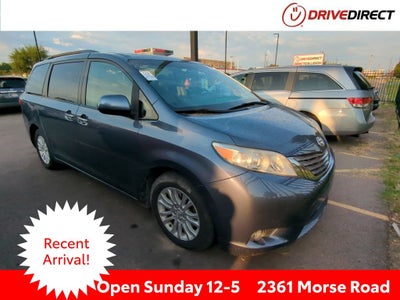 2017 Toyota Sienna XLE 8 Passenger