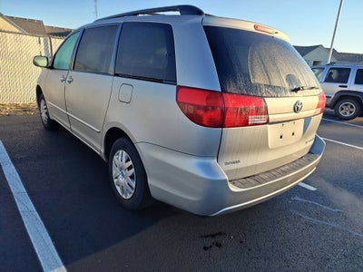 2005 Toyota Sienna LE 7 Passenger