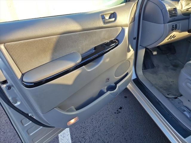 2005 Toyota Sienna LE 7 Passenger