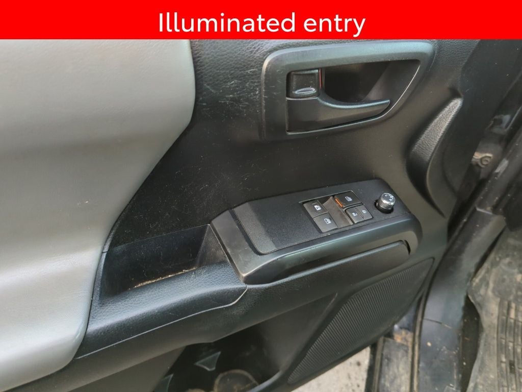 2017 Toyota Tacoma SR