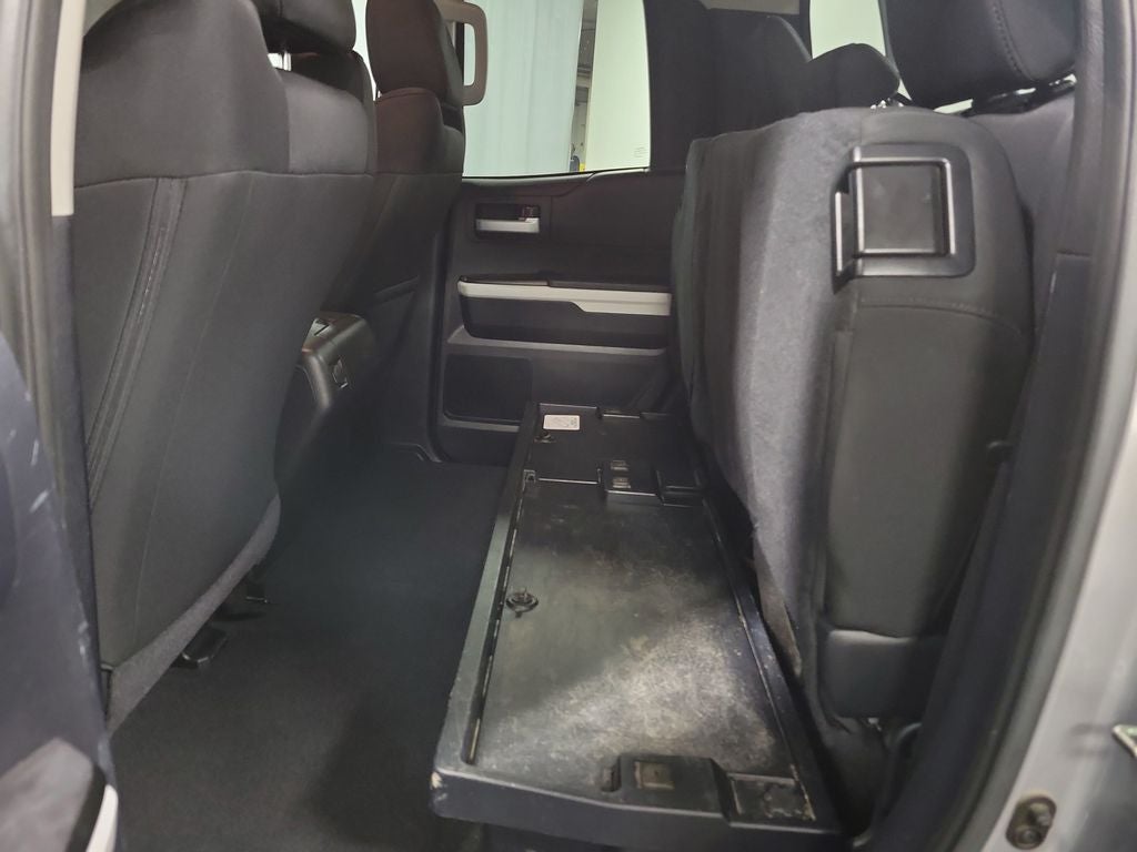 2015 Toyota Tundra SR5