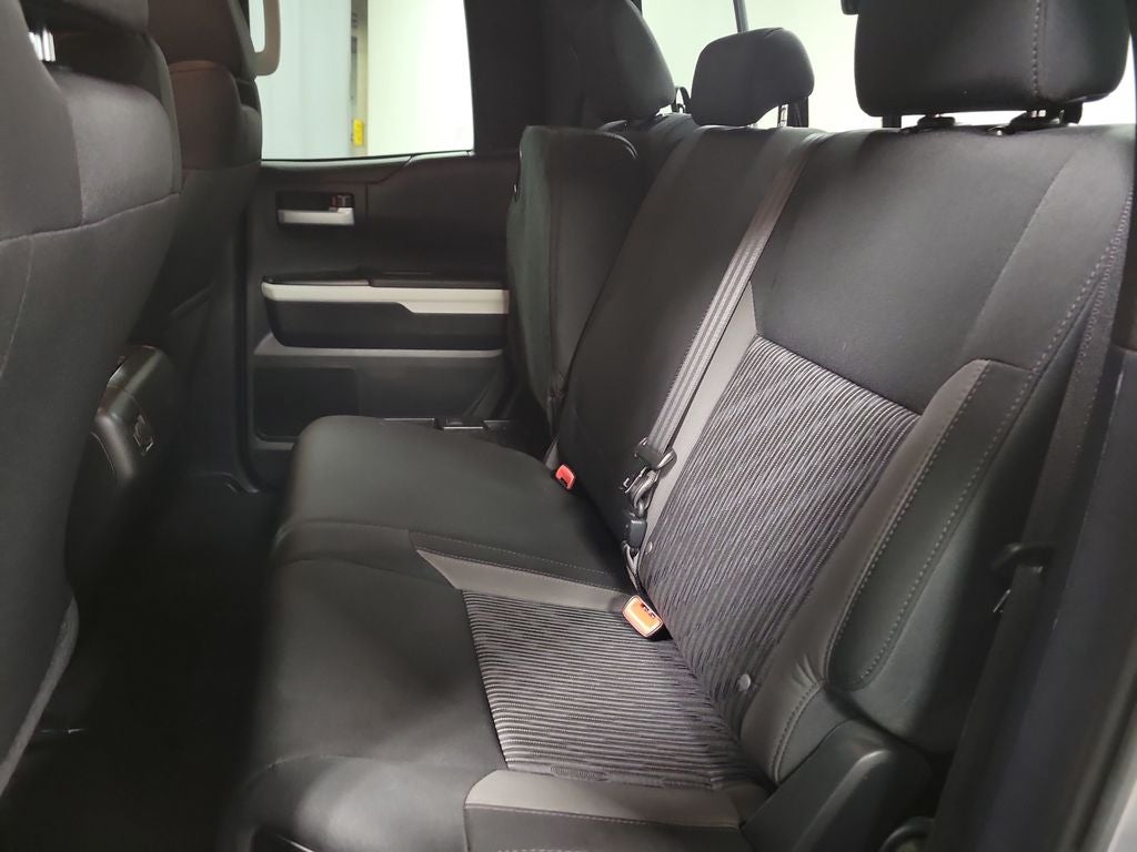 2015 Toyota Tundra SR5