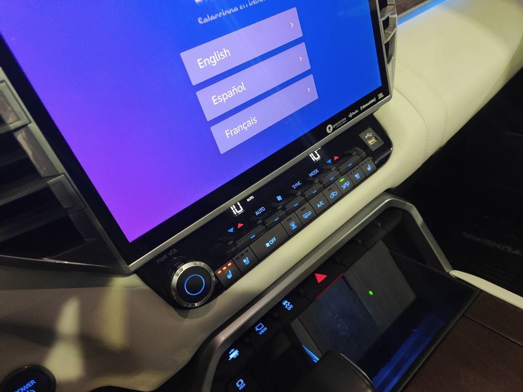 2024 Toyota Tundra Hybrid Capstone