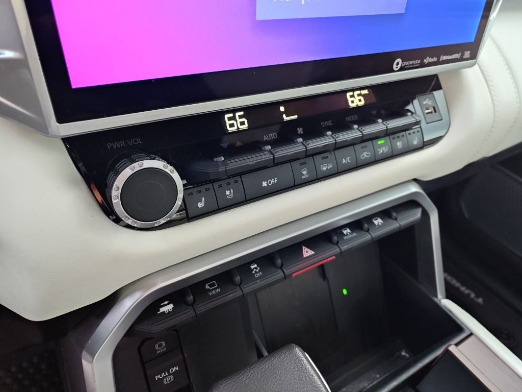 2023 Toyota Tundra Hybrid Capstone