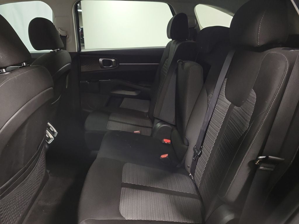 2022 Kia Sorento LX