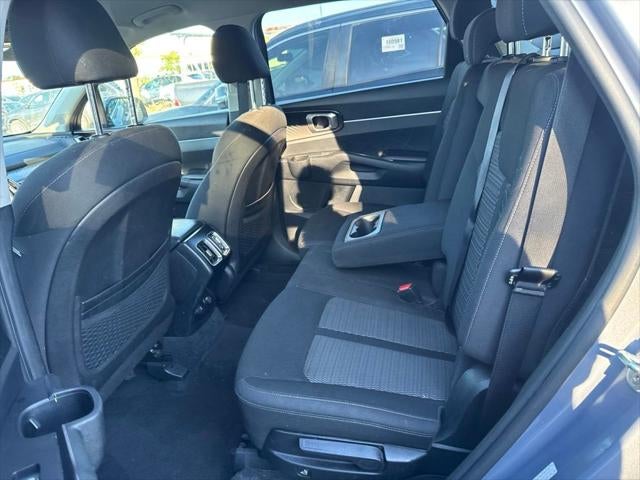 2022 Kia Sorento LX