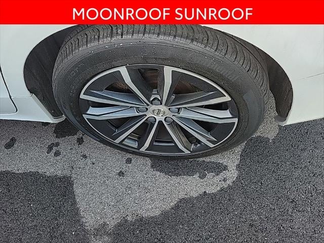 2021 Volvo S60 T5 Momentum
