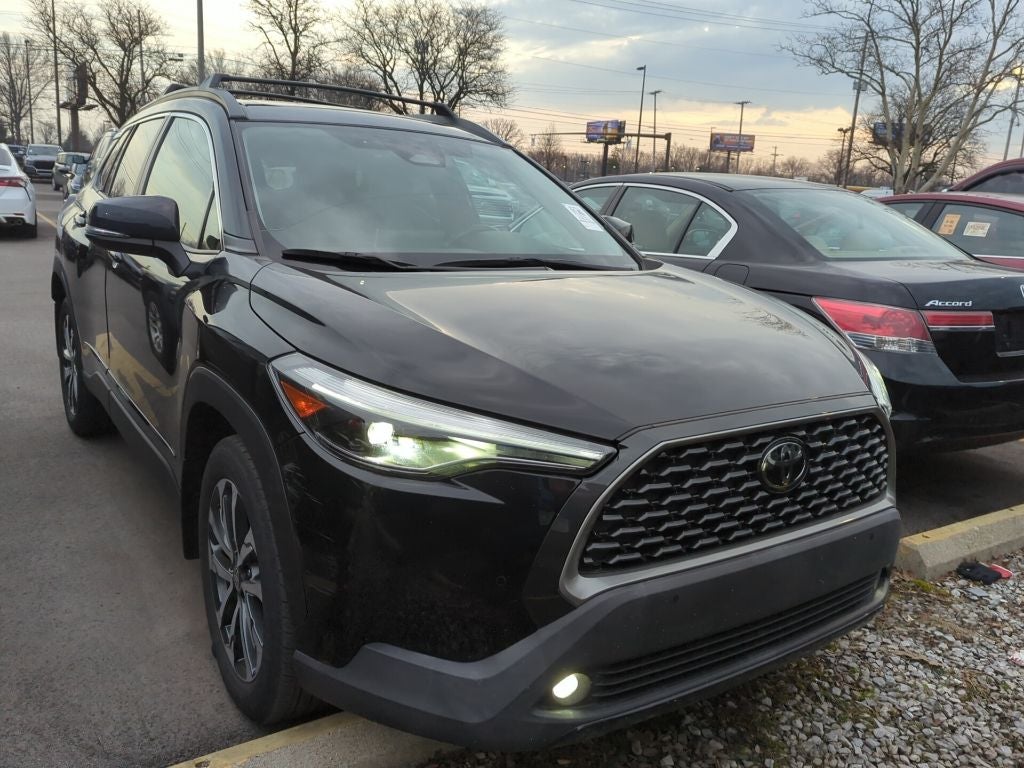 2023 Toyota Corolla Cross XLE