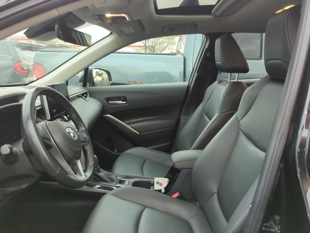 2023 Toyota Corolla Cross XLE