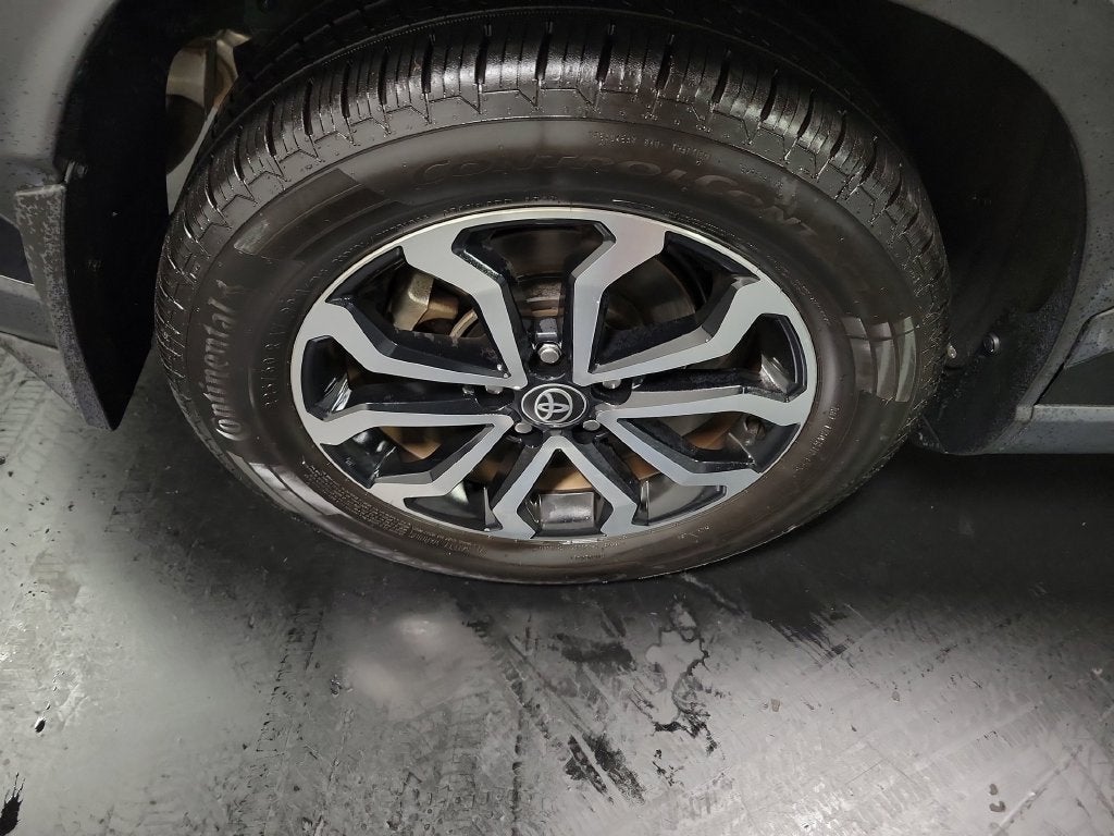 2024 Toyota Corolla Cross Hybrid SE