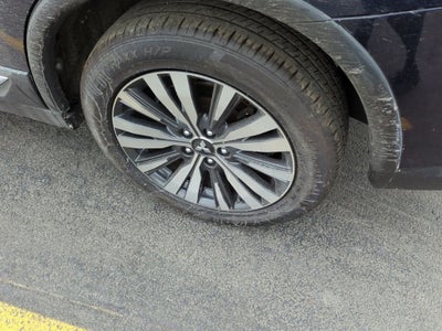 2020 Mitsubishi Outlander ES