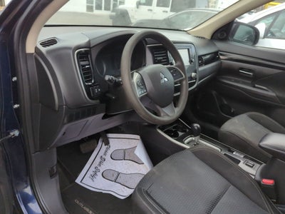 2020 Mitsubishi Outlander ES