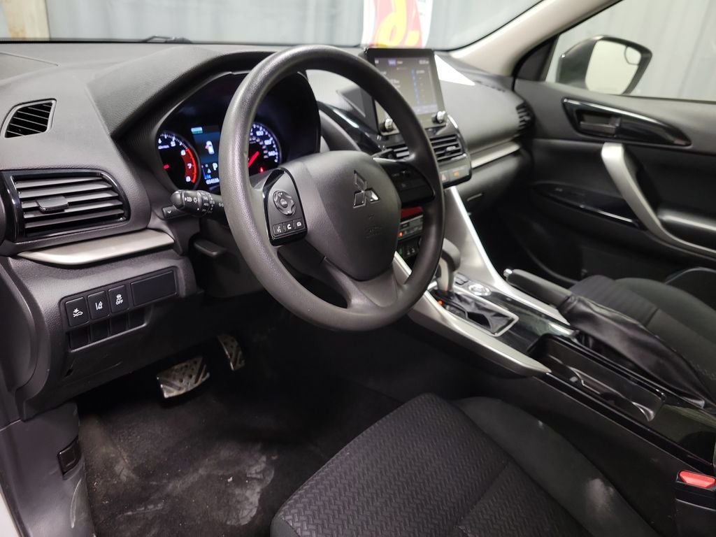 2022 Mitsubishi Eclipse Cross LE